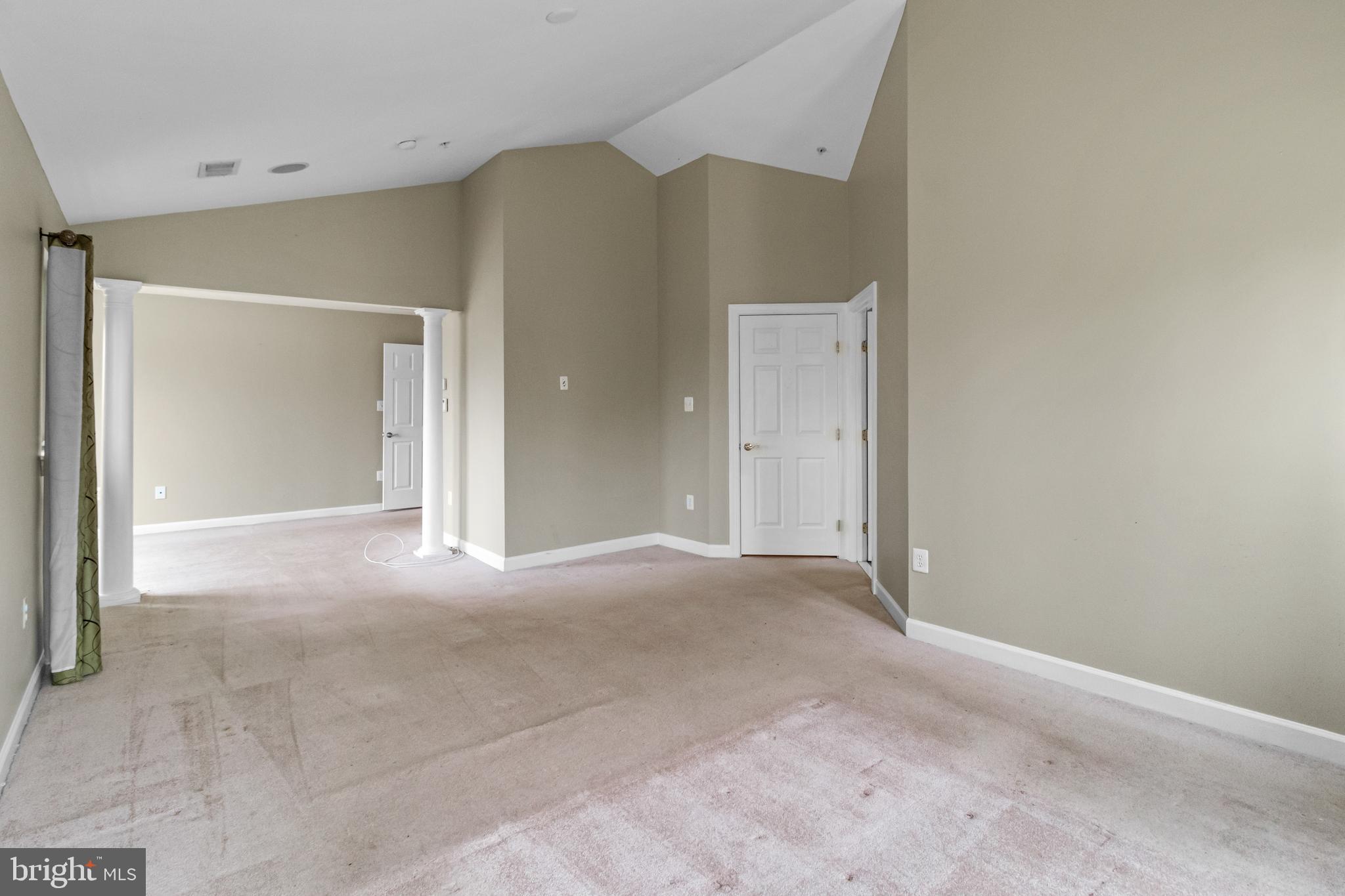 14107 Mintlaw Landing Laurel, MD 20707 - Photo 40 of 63 an empty room with windows and closet