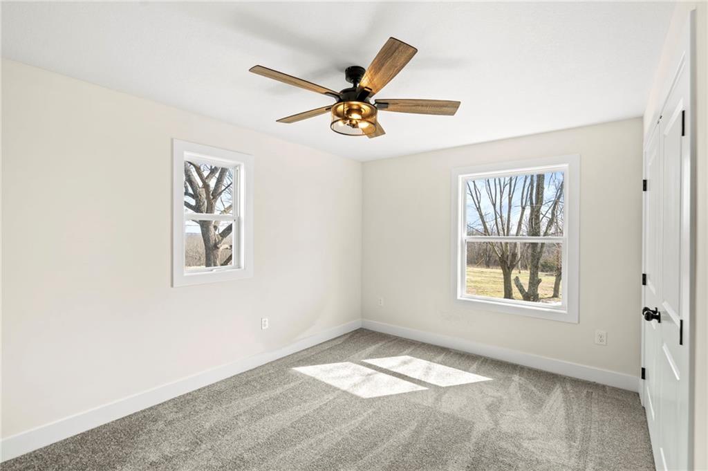 457 State Rte F Centerview, MO 64019 - Photo 13 of 34