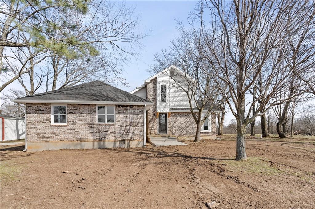 457 State Rte F Centerview, MO 64019 - Photo 3 of 34