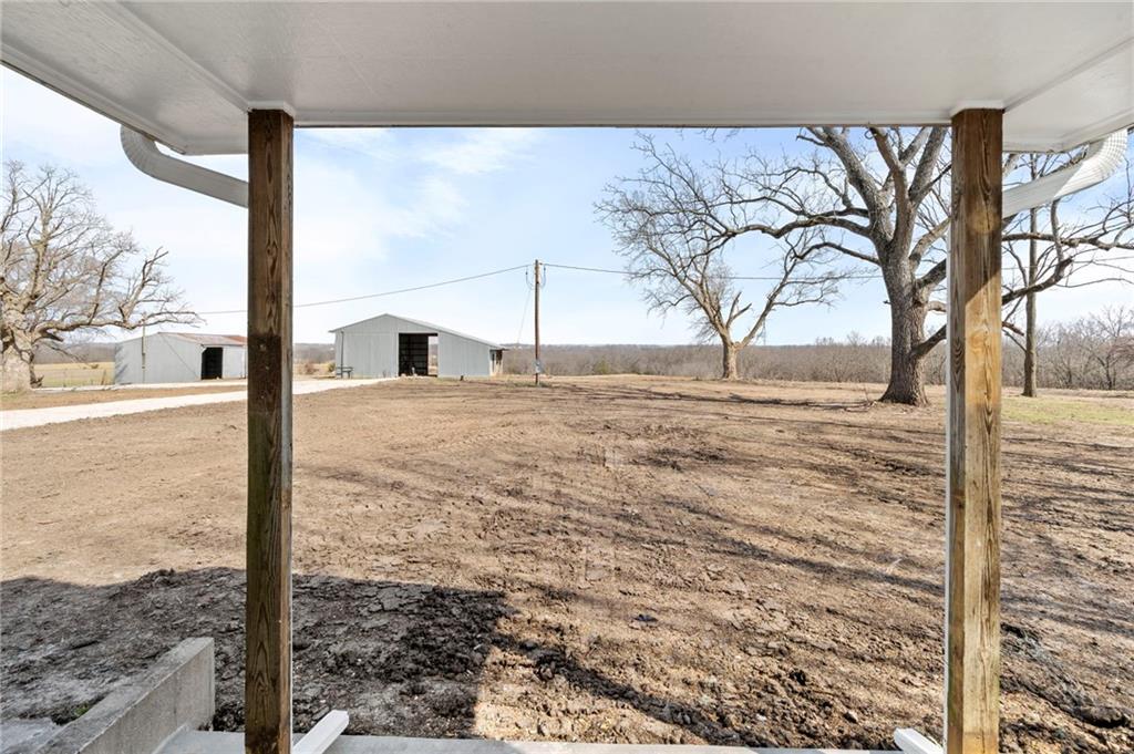 457 State Rte F Centerview, MO 64019 - Photo 6 of 34