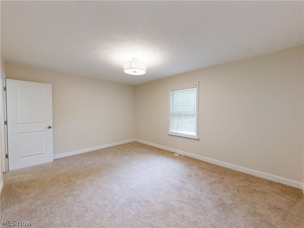 3264 Grenfall Road Norton, OH 44203 - Photo 16 of 45