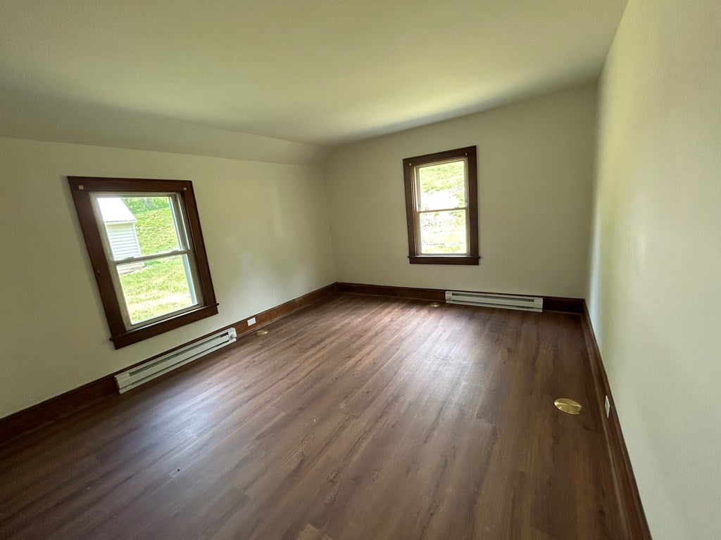 1363 Beaver Dam Road Independence, VA 24348 - Photo 9 of 39 Gallery Image 9