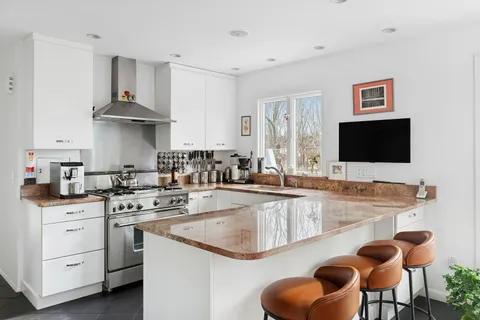 79 South South Breeze Drive, East Hampton, NY 11937