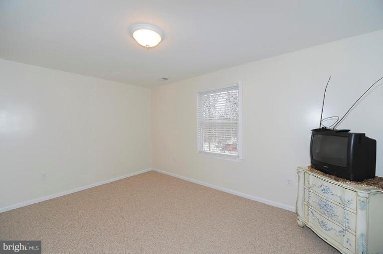 14106 Peddicord Road Mount Airy, MD 21771 - Photo 17 of 21 Bedroom #5