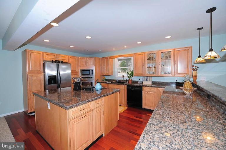 14106 Peddicord Road Mount Airy, MD 21771 - Photo 6 of 21 Kitchen