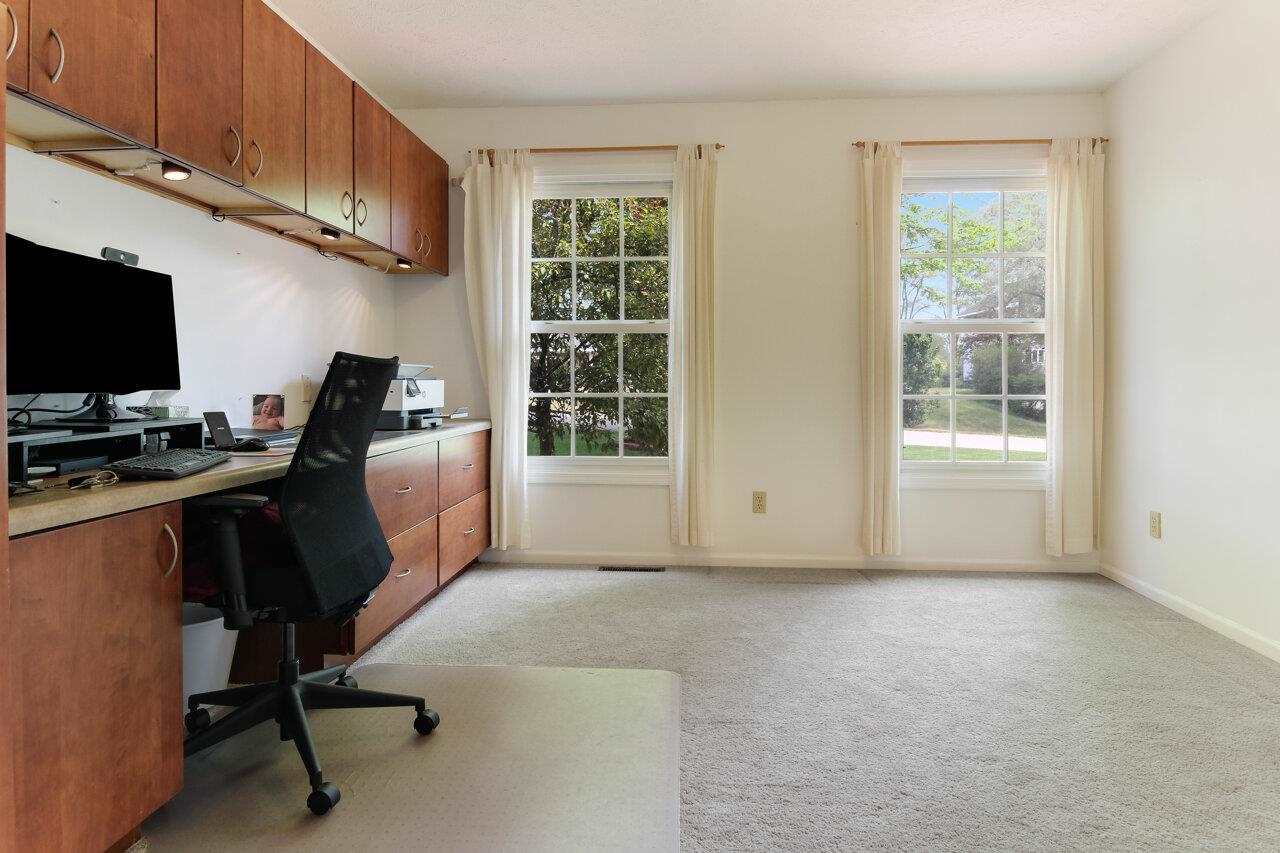 4215 Summerhill Road Traverse City, MI 49684 - Photo 20 of 47 1888593-19.JPG