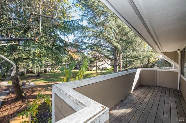 $340,000 | 2147 West Steele Lane, Santa Rosa, CA 95403