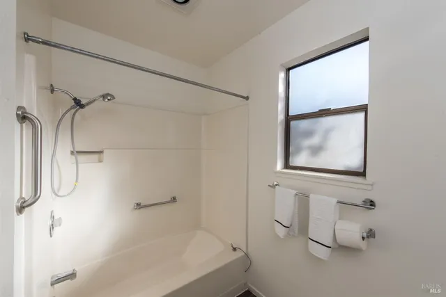 $340,000 | 2147 West Steele Lane, Santa Rosa, CA 95403