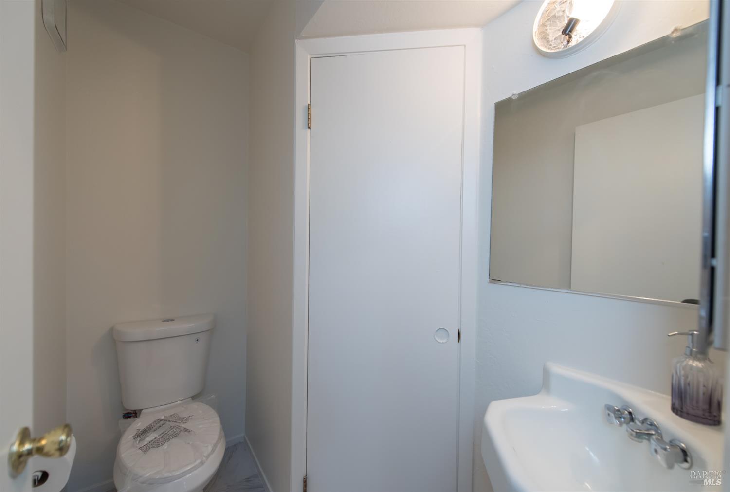 2147 West Steele Lane Santa Rosa, CA 95403 - Photo 7 of 23