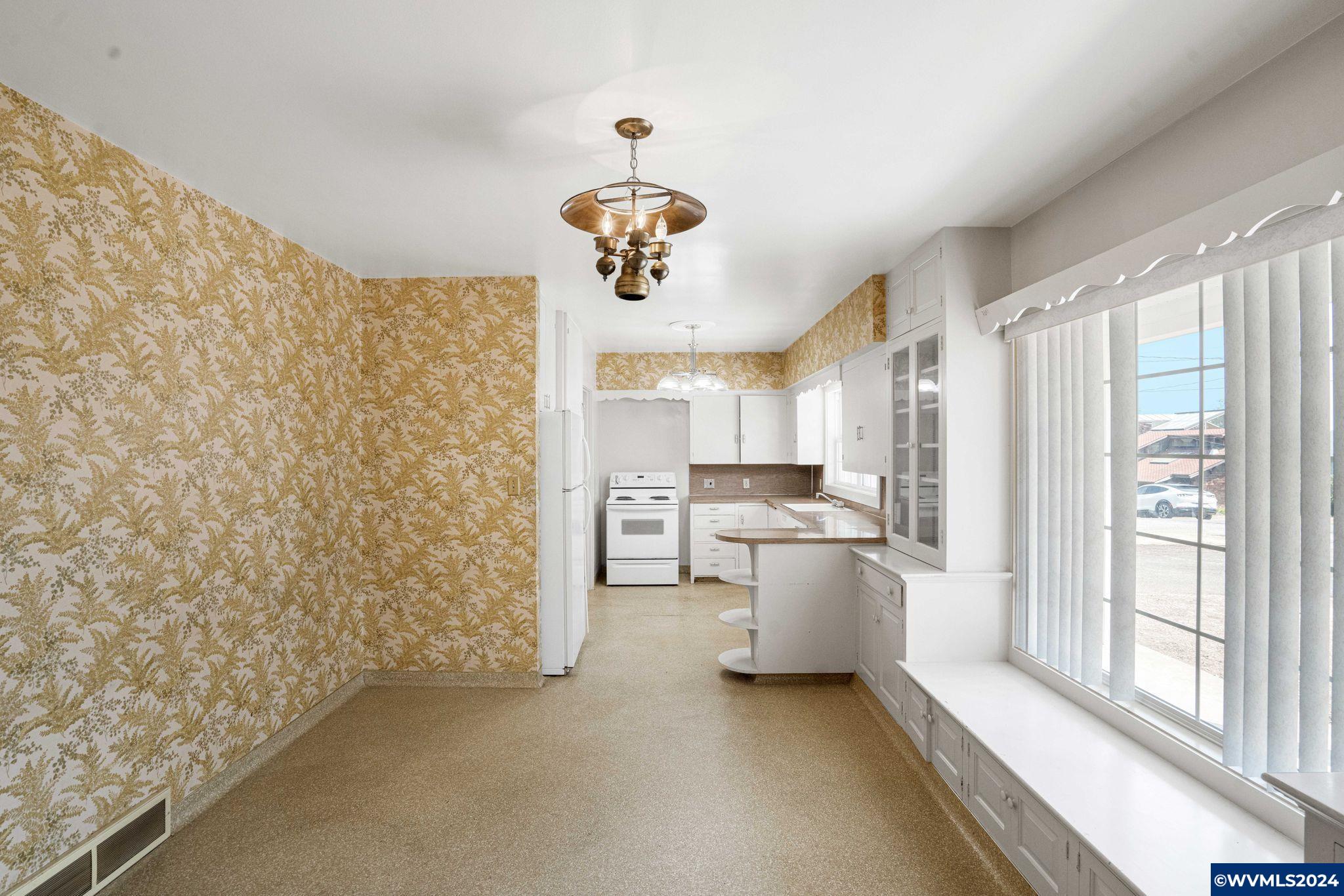 845 Rumsey Road Northwest Salem, OR 97304 - Photo 13 of 34 Gallery Image 13