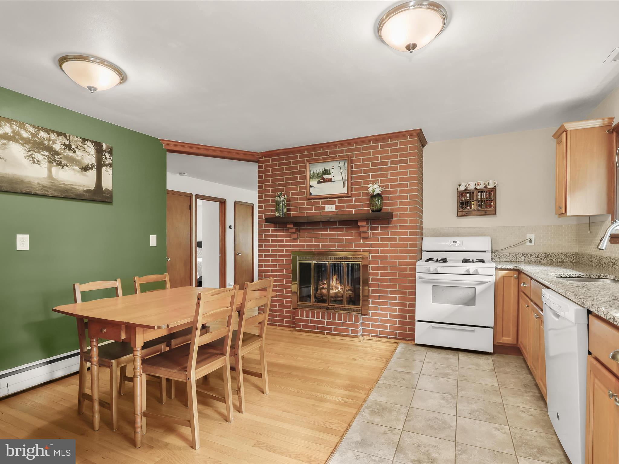 96 Ritters Lane Owings Mills, MD 21117 - Photo 10 of 31 Kitchen - Dining