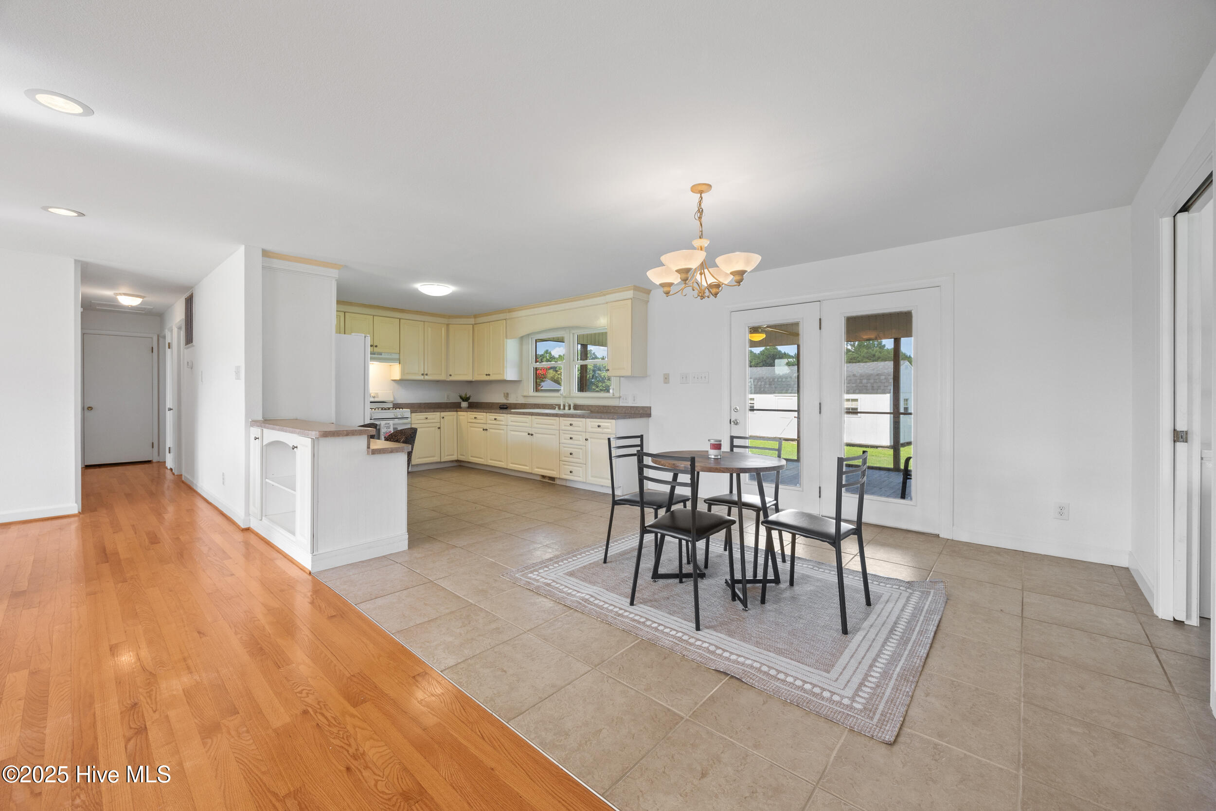 644 Happy Home Road Tyner, NC 27980 - Photo 7 of 28 Dining Area/Kitchen