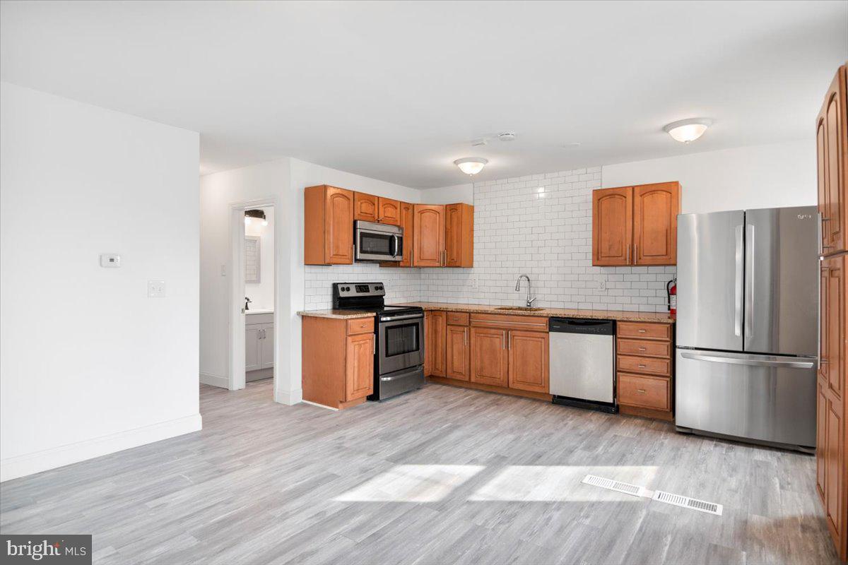 911 West Browning Road Bellmawr, NJ 08031 - Photo 6 of 24 Gallery Image 6