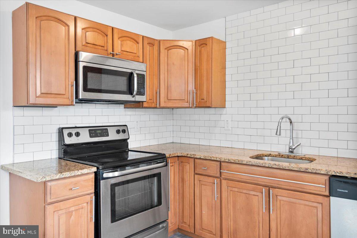 911 West Browning Road Bellmawr, NJ 08031 - Photo 7 of 24 Gallery Image 7