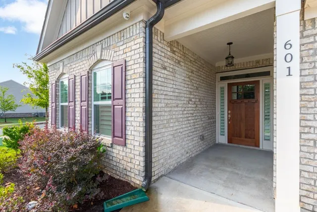 $699,900 | 601 Cork Street, Woodstock, GA 30188