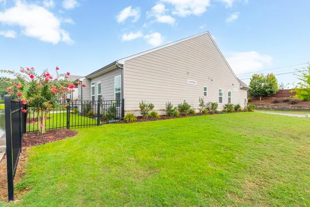 $699,900 | 601 Cork Street, Woodstock, GA 30188