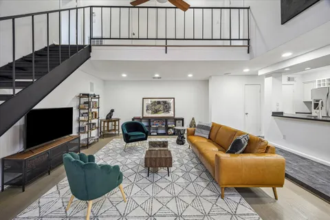 $240,000 | 5524 Beverly Hill Street, Unit 2, Houston, TX 77056