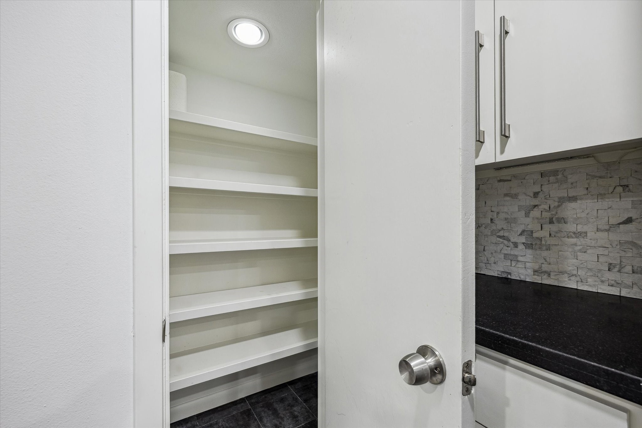 5524 Beverly Hill Street, Unit 2 Houston, TX 77056 - Photo 11 of 29 Pantry.