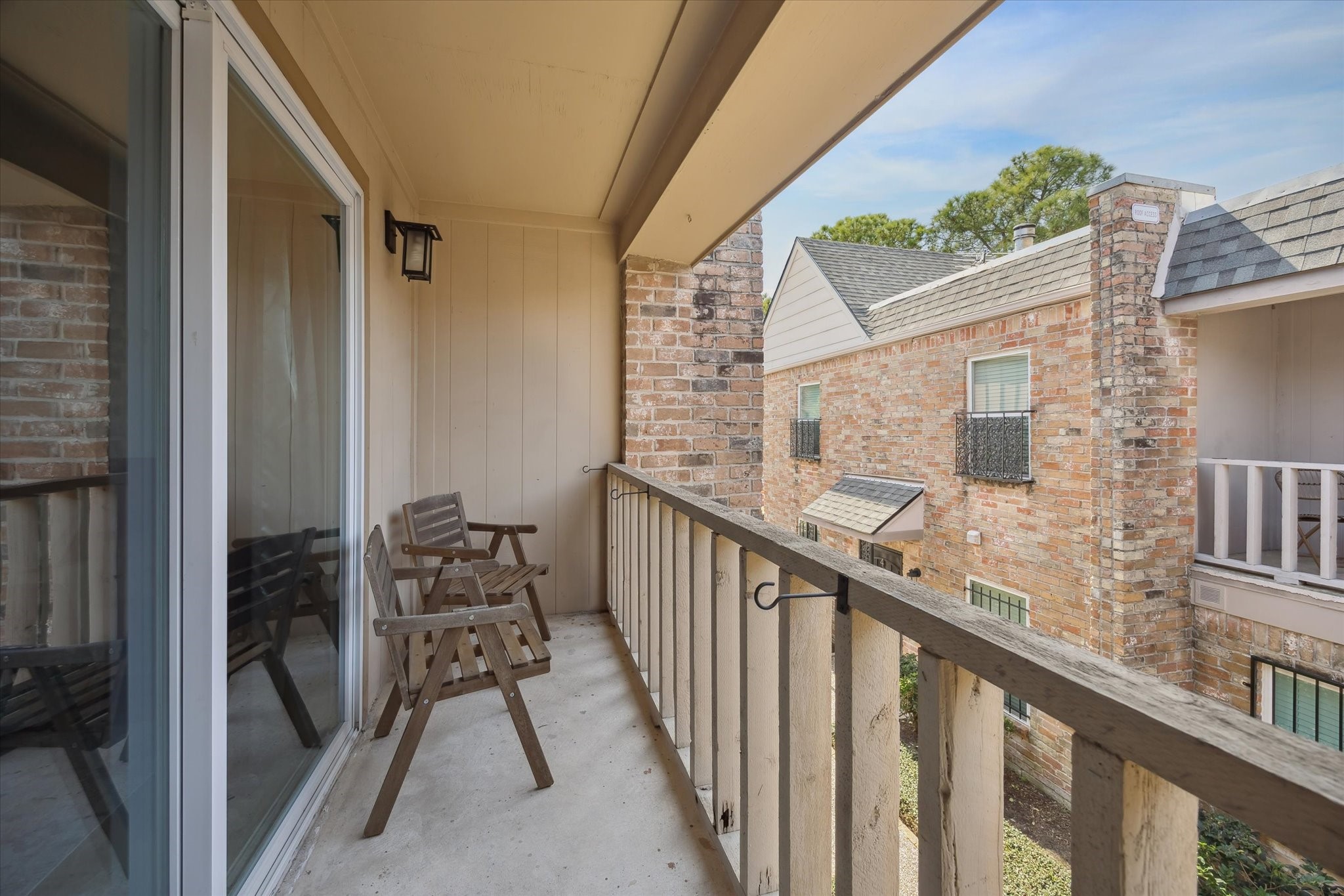 5524 Beverly Hill Street, Unit 2 Houston, TX 77056 - Photo 23 of 29 Bedroom 2 balcony.