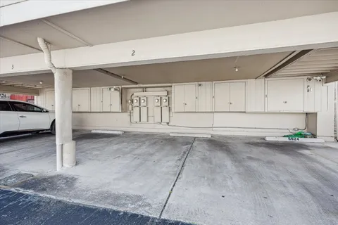 $240,000 | 5524 Beverly Hill Street, Unit 2, Houston, TX 77056