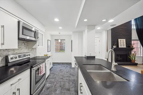 $240,000 | 5524 Beverly Hill Street, Unit 2, Houston, TX 77056