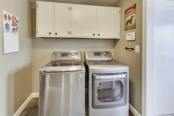 $755,000 | 1605 Burning Trail, Wheaton, IL 60189