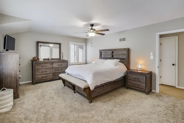 $755,000 | 1605 Burning Trail, Wheaton, IL 60189