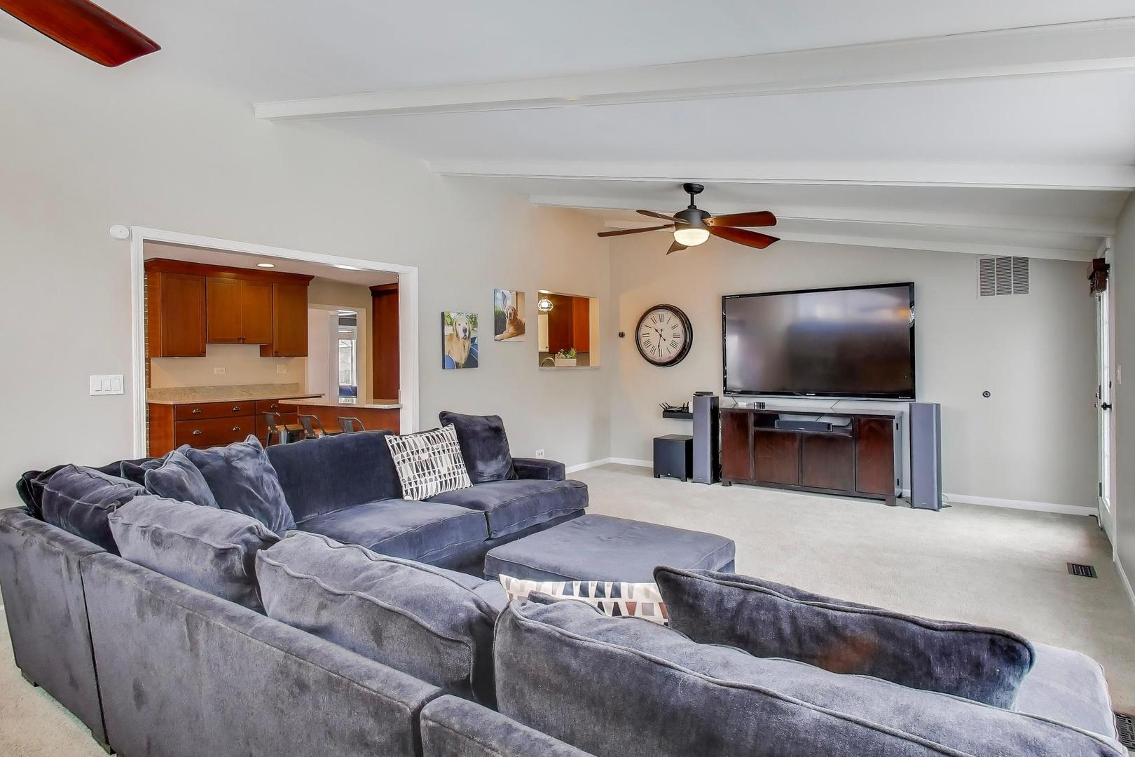 1605 Burning Trail Wheaton, IL 60189 - Photo 10 of 36