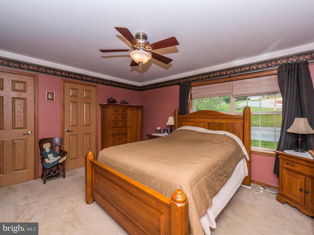 137 Ridge Avenue Ephrata, PA 17522 - Photo 12 of 23 Gallery Image 12