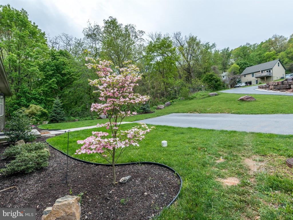 137 Ridge Avenue Ephrata, PA 17522 - Photo 23 of 23 Gallery Image 23