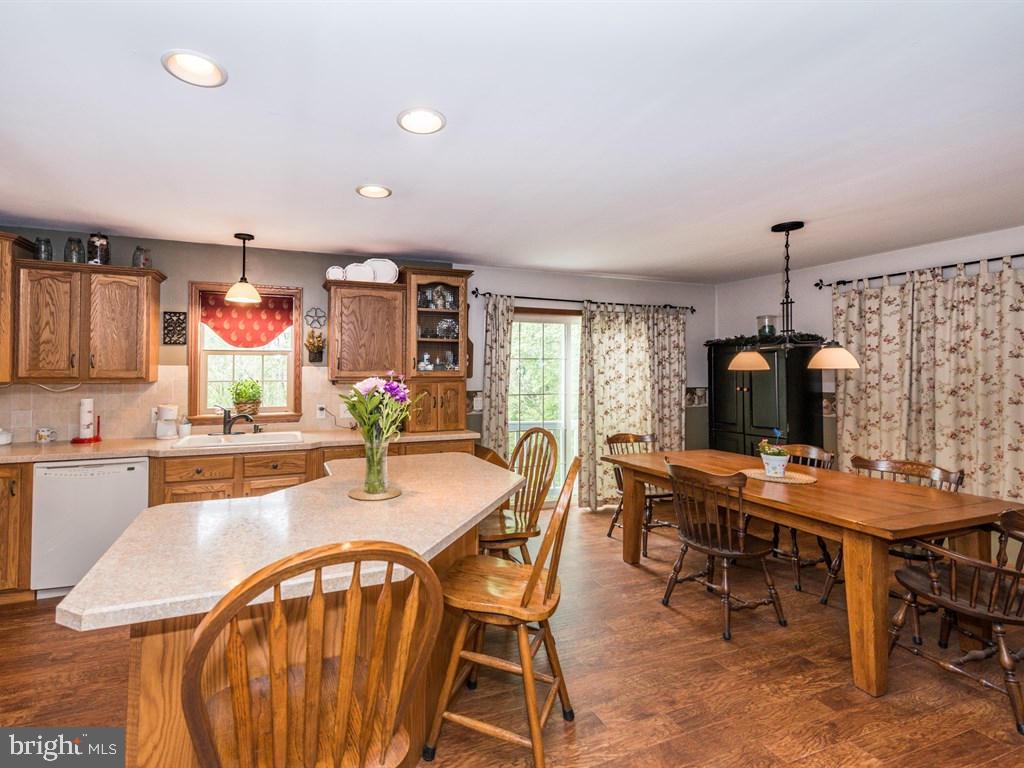 137 Ridge Avenue Ephrata, PA 17522 - Photo 7 of 23 Gallery Image 7