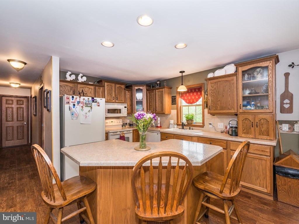 137 Ridge Avenue Ephrata, PA 17522 - Photo 8 of 23 Gallery Image 8