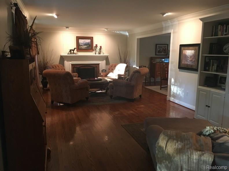 265 South Richman Road St. Clair, MI 48079 - Photo 7 of 18 24098392-9.jpg