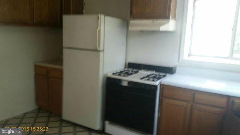 2811 Georgetown Road Baltimore, MD 21230 - Photo 3 of 11 Kitchen