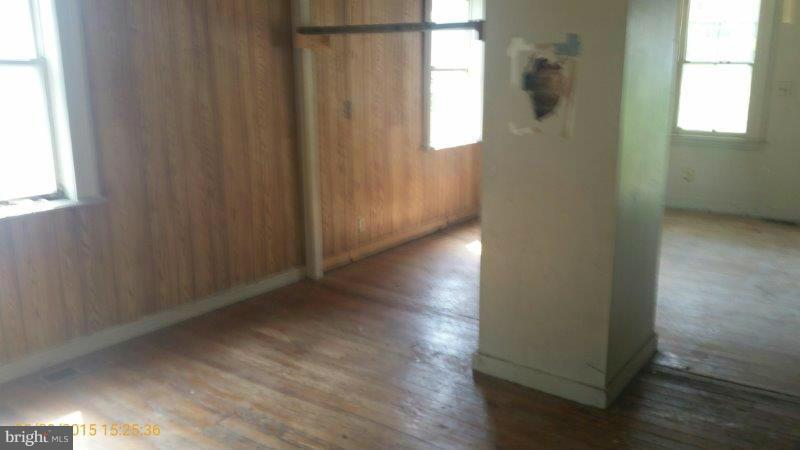 2811 Georgetown Road Baltimore, MD 21230 - Photo 5 of 11 Interior (General)