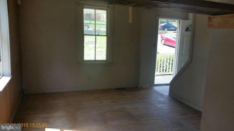 2811 Georgetown Road Baltimore, MD 21230 - Photo 6 of 11 Interior (General)