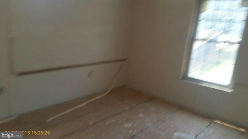 2811 Georgetown Road Baltimore, MD 21230 - Photo 7 of 11 Interior (General)