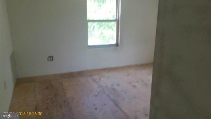 2811 Georgetown Road Baltimore, MD 21230 - Photo 9 of 11 Interior (General)