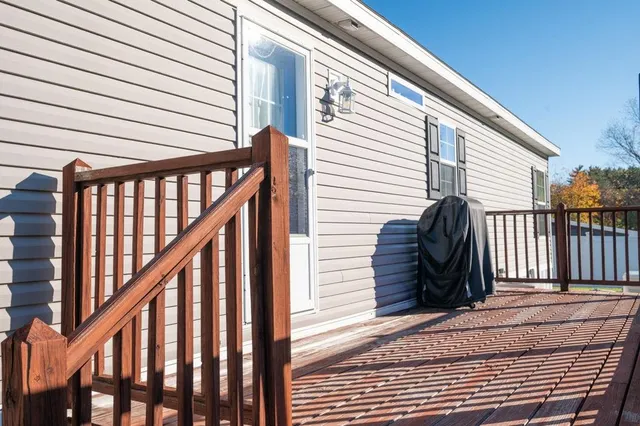 $375,000 | 2 Adder Lane, Seabrook, NH 03874