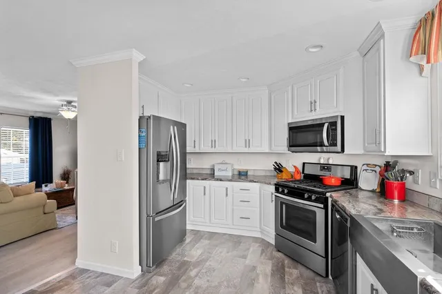 $375,000 | 2 Adder Lane, Seabrook, NH 03874