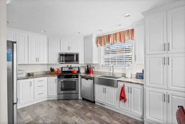 $375,000 | 2 Adder Lane, Seabrook, NH 03874