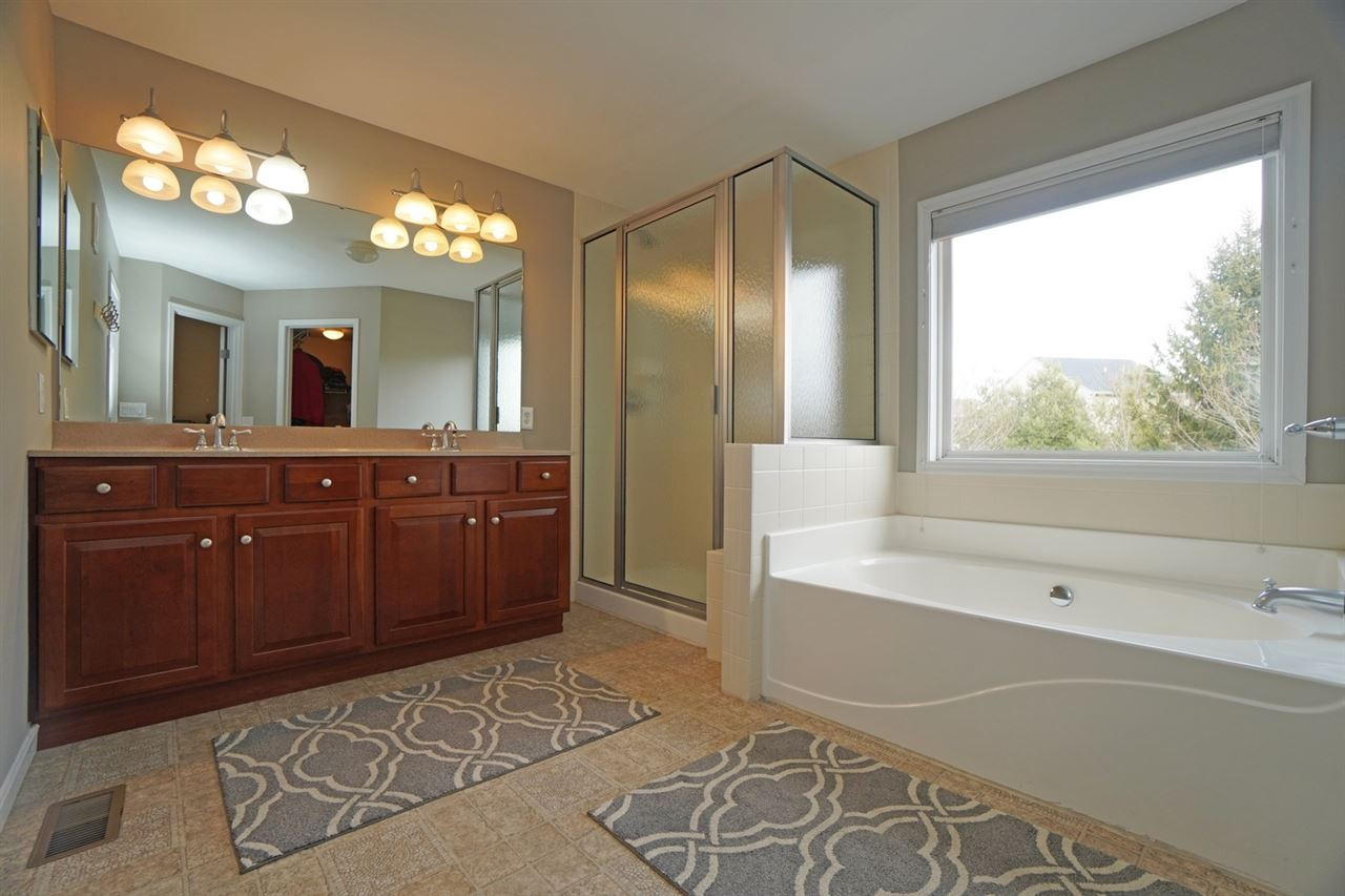 2552 Towering Ridge Lane Florence, KY 41042 - Photo 27 of 50 Gallery Image 27