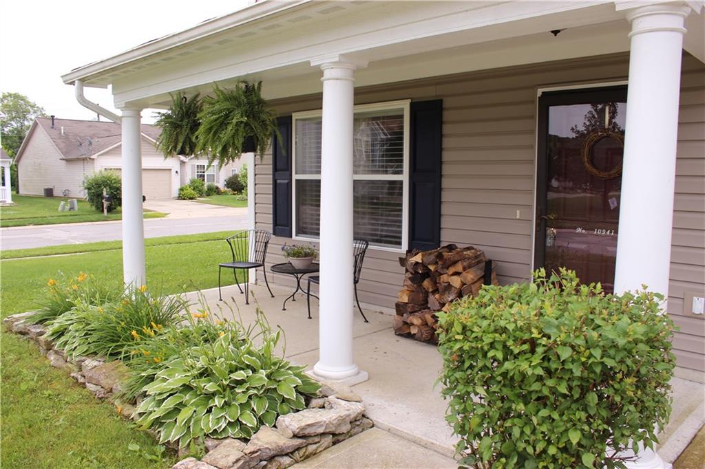 10941 Ravelle Road Indianapolis, IN 46234 - Photo 4 of 45