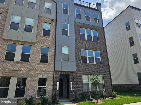 $3,700 | 13721 Cobble Loop, Woodbridge, VA 22193