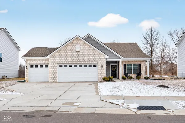 $320,000 | 1408 Crabapple Road, Franklin, IN 46131