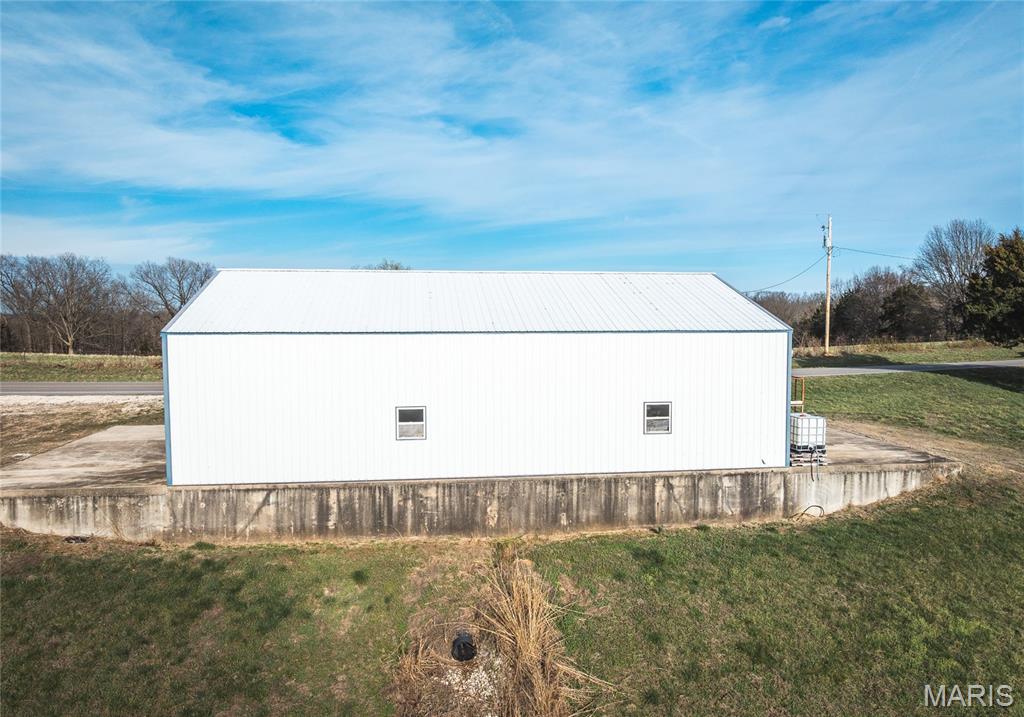 1084 Highway 100 Morrison, MO 65061 - Photo 7 of 19