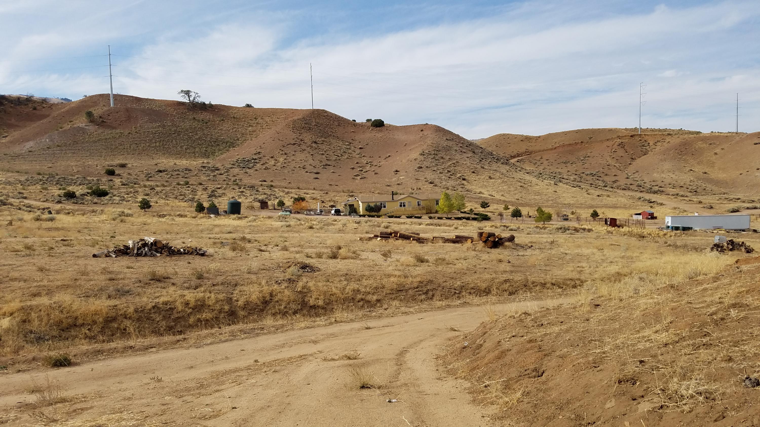 17215 Tehachapi Willow Springs Road Tehachapi, CA 93561 - Photo 41 of 45 a view of mountains and mountain