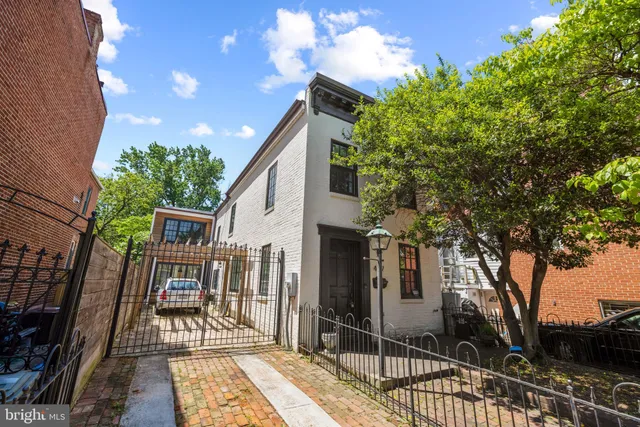 $7,500 | 407 Independence Avenue Southeast, Washington, DC 20003