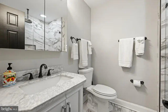 $7,500 | 407 Independence Avenue Southeast, Washington, DC 20003