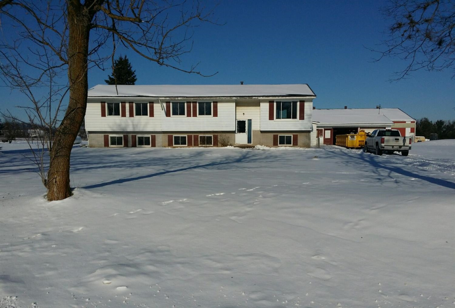 13550 Allen Road Clinton, MI 49236 - Photo 1 of 10 Photo 1